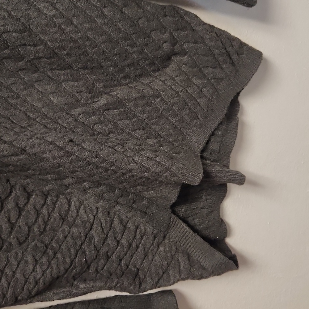 Evolution sweater - Picture 3 of 3